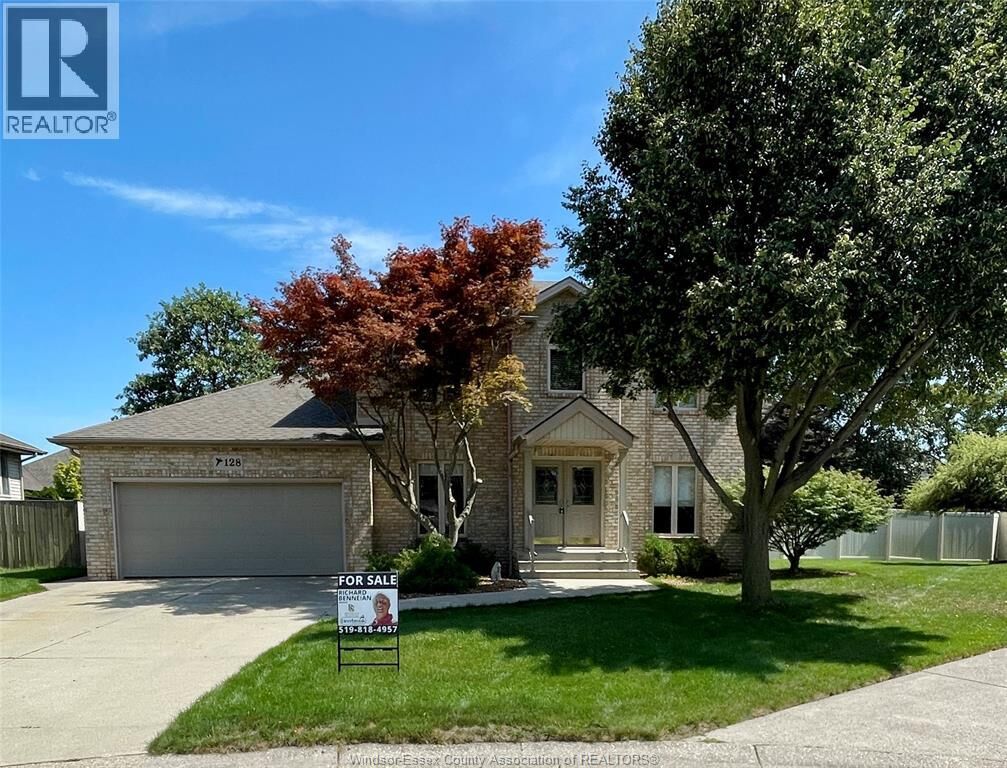 Property Photo:  128 Pheasant Run Drive  ON N8L 0Z7 