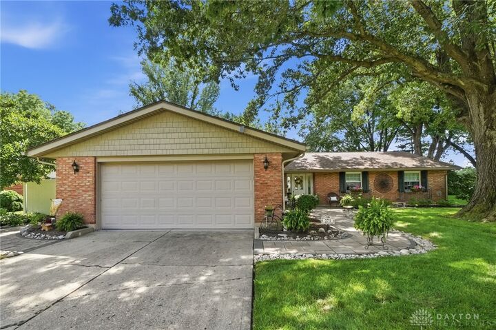 Property Photo:  271 Edgebrook Drive  OH 45459 