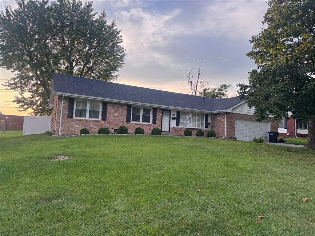 Property Photo:  2912 Townway Road  IL 61832 