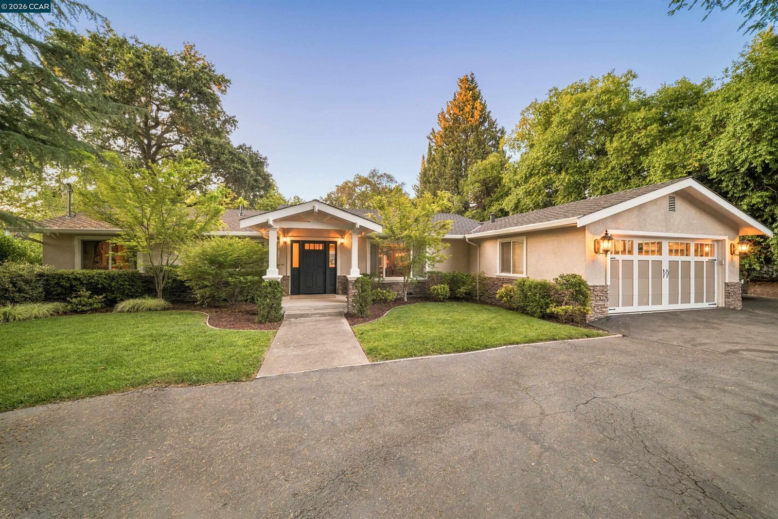 Property Photo:  2065 Diablo Rd  CA 94528 