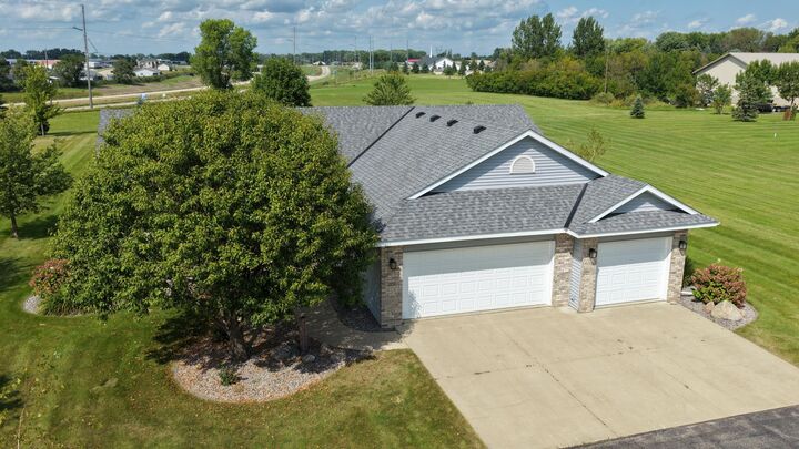 Property Photo:  2858 9th Avenue SE  MN 56201 