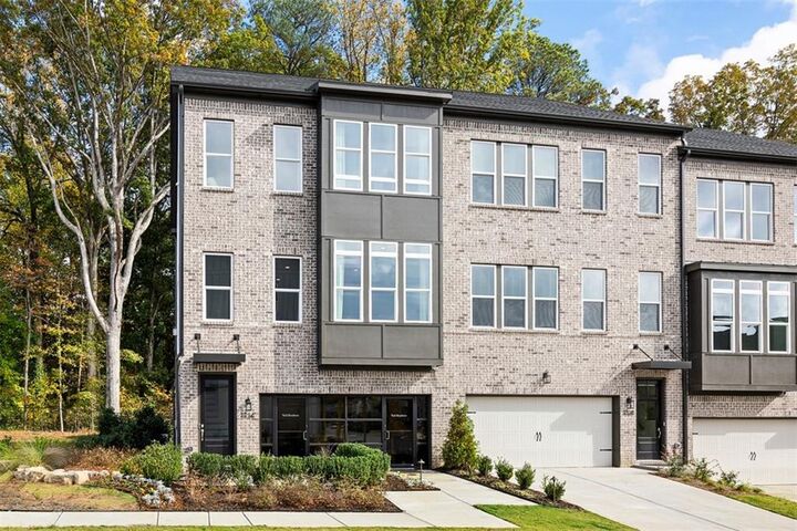 Property Photo: 1520 Wicker Wood Place SE 31 GA 30080