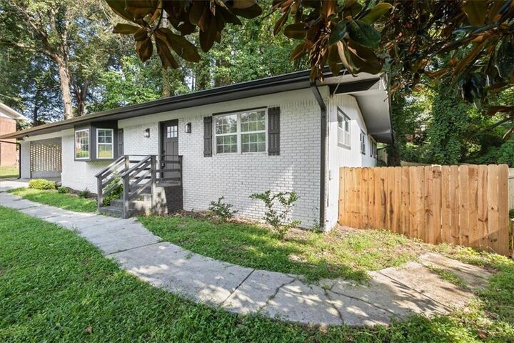 Property Photo:  4720 Shoshonee Trail  GA 30349 