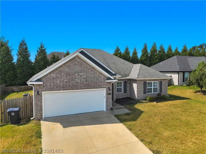 Property Photo: 1421 Colonel McNeil Drive AR 72753