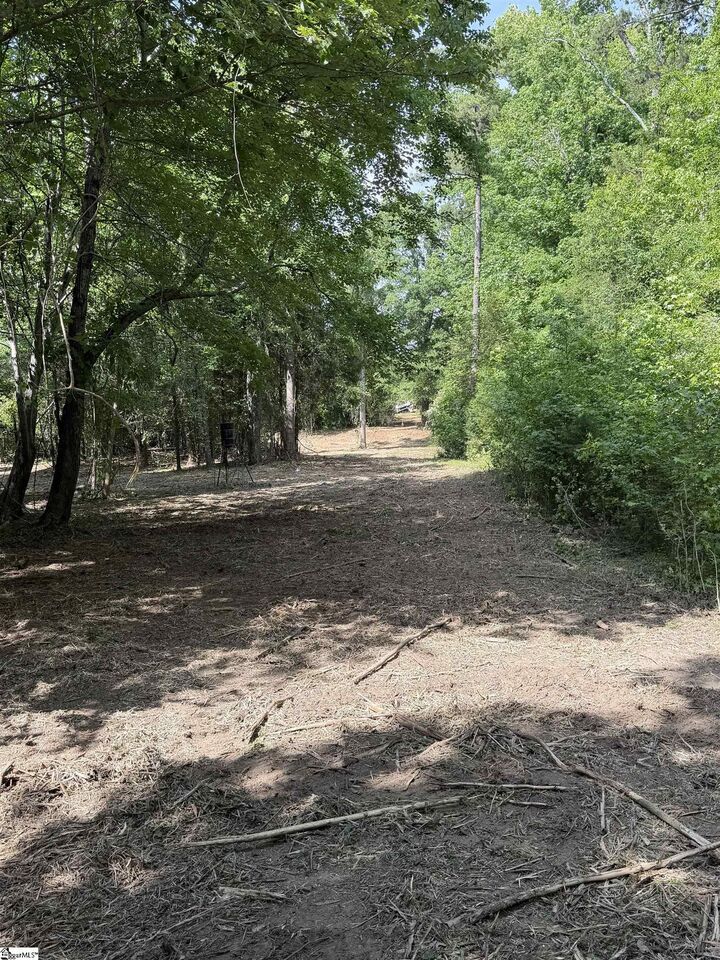 Property Photo:  772 Brick House Road  SC 29360 