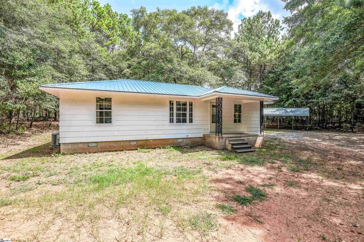 Property Photo:  116 Leona Drive  SC 29655 