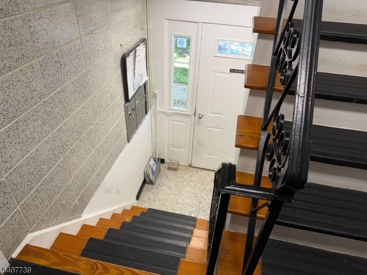 Property Photo: 17 S Valley Rd 9 NJ 07052