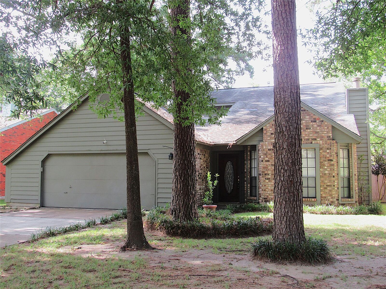 Property Photo: 3311 Golden Willow Drive TX 77339