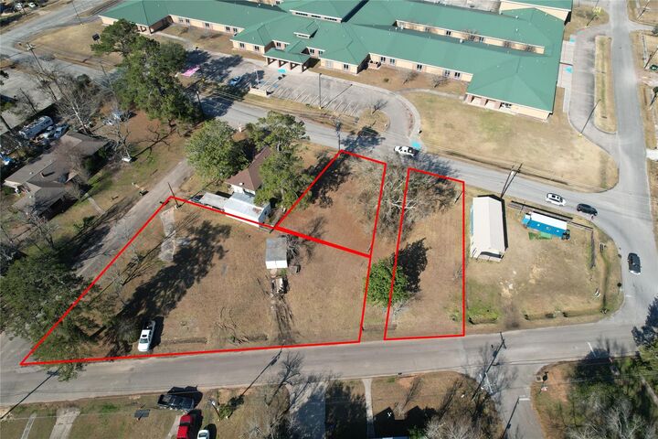 Property Photo: 00 E Fort Worth Street TX 77327