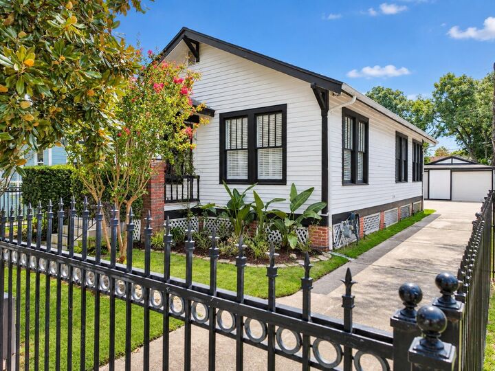 Property Photo: 4713 Avenue R TX 77551
