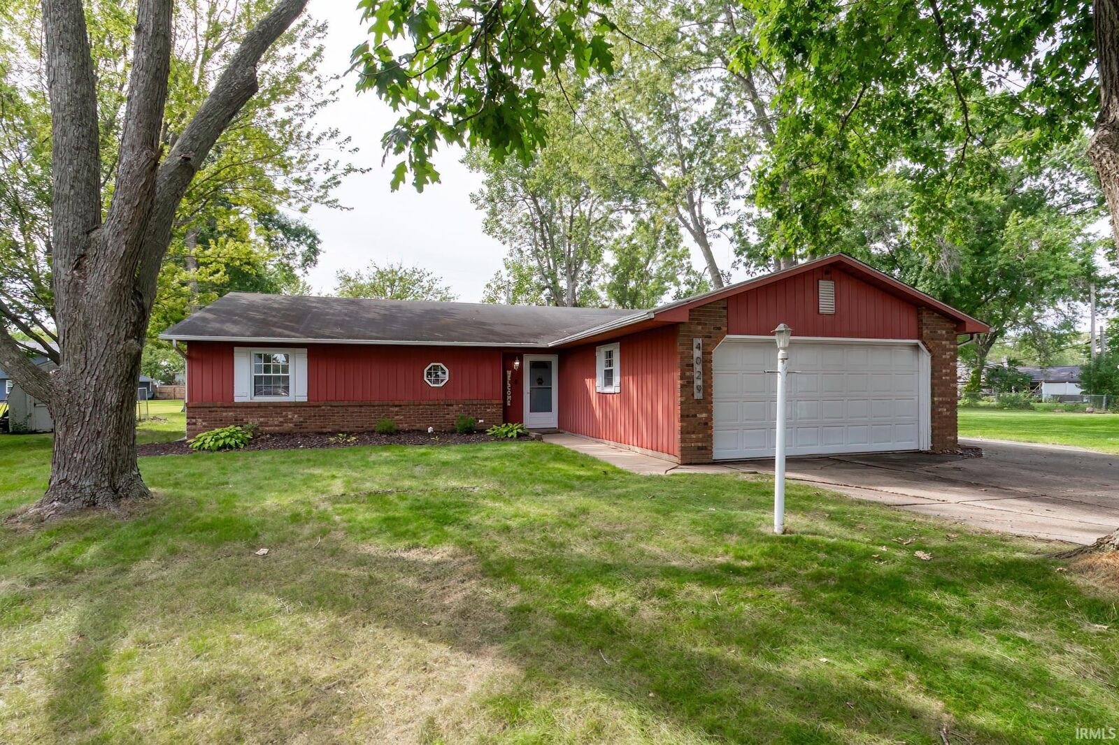 Property Photo:  4029 Willshire Court  IN 46815-5330 