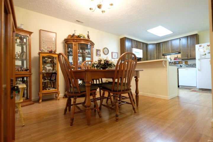 Property Photo: 1193 E Buckingham Street IN 47401