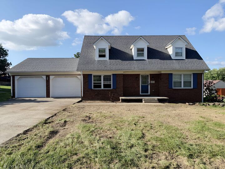 Property Photo:  605 Longview Road  KY 40422 