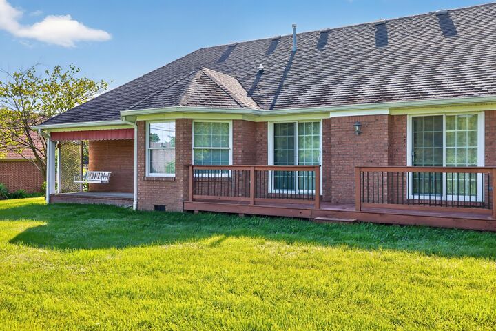 Property Photo: 1050 Burnell Drive KY 40403