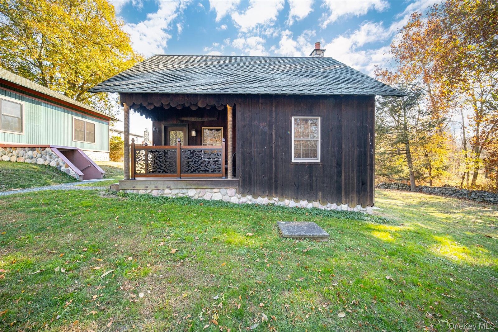 Property Photo:  35 Clara Avenue  NY 12553 