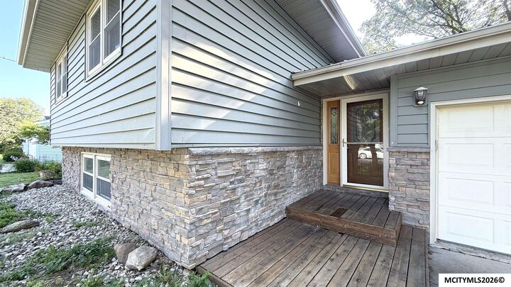 Property Photo:  321 N Summit  IA 50458 