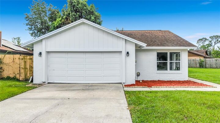Property Photo:  635 Boniview Lane  FL 32714 