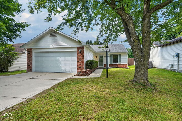Property Photo: 3026 S Temple Avenue IN 46237