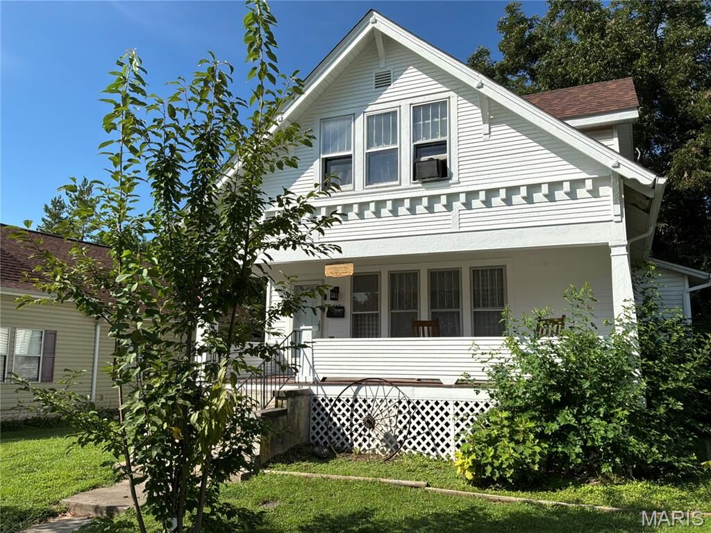Property Photo: 307 5th N MO 63343
