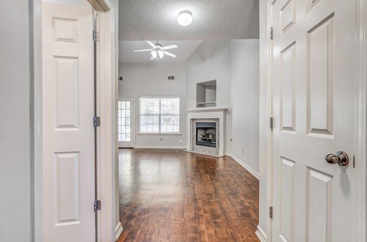 Property Photo:  40 Hannah Cv  TN 38068 