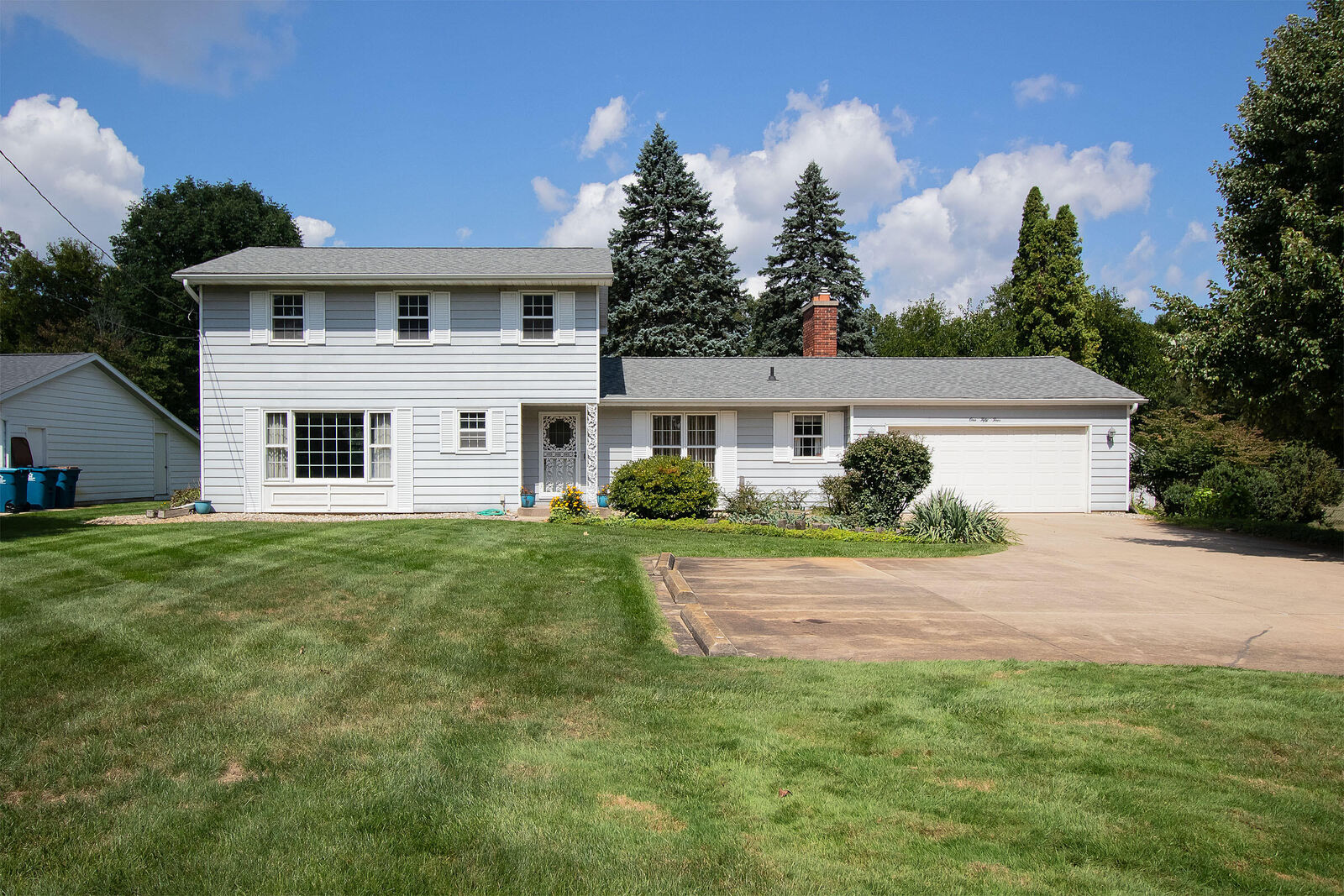 Property Photo: 154 Jennings Road MI 49015