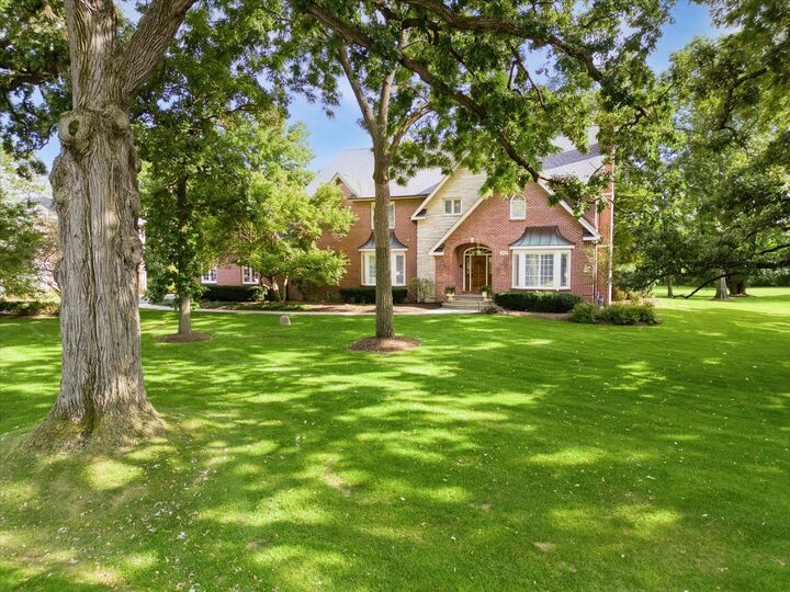 Property Photo:  28415 W Heritage Oaks Road  IL 60010 
