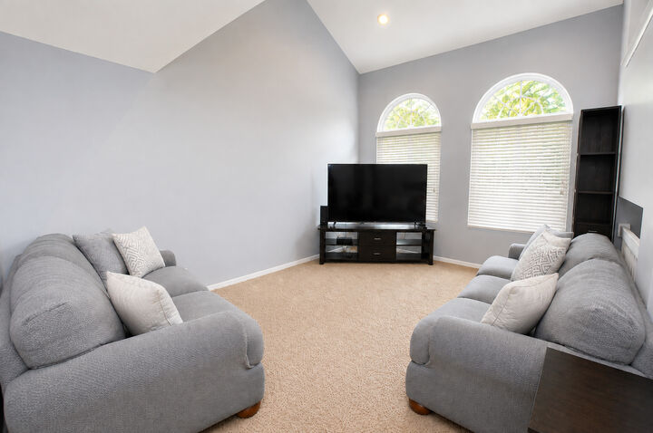 Property Photo: 2276 Dawson Lane IL 60102