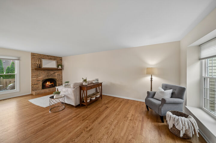 Property Photo:  1969 Wexford Circle  IL 60189 