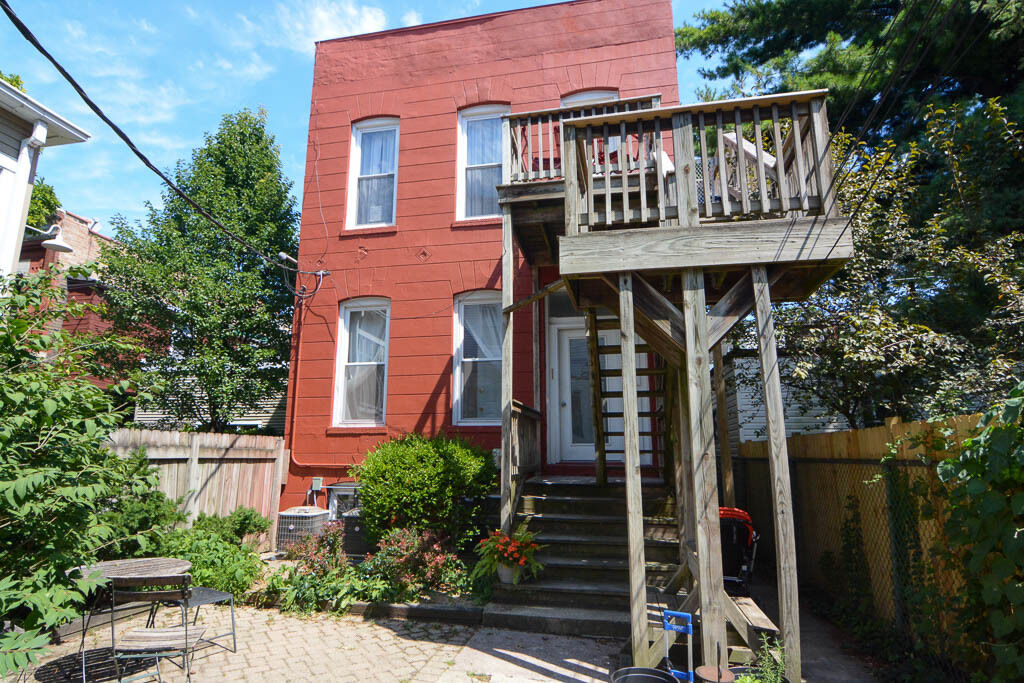 Property Photo: 1129 N Winchester Avenue Ch2 IL 60622