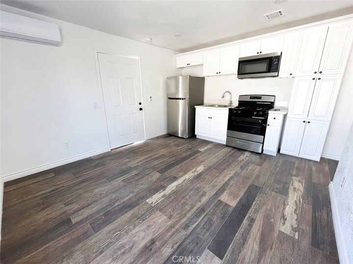 Property Photo: 2767 Attenborough Place CA 92503