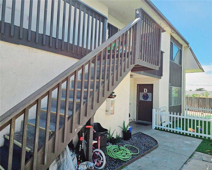 Property Photo:  956 S 13th  CA 93433 