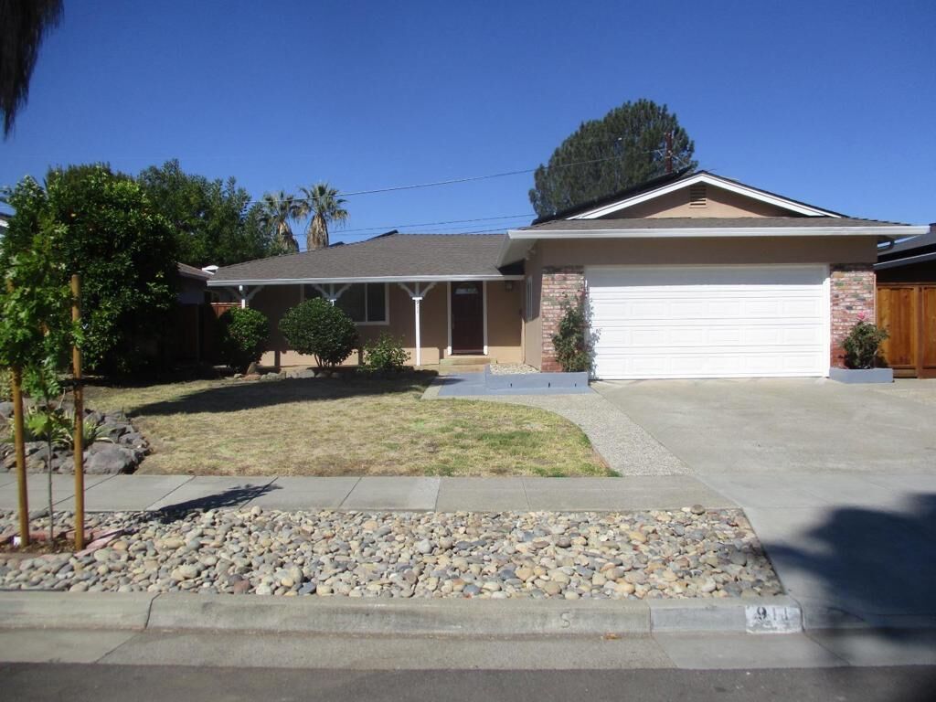 Property Photo: