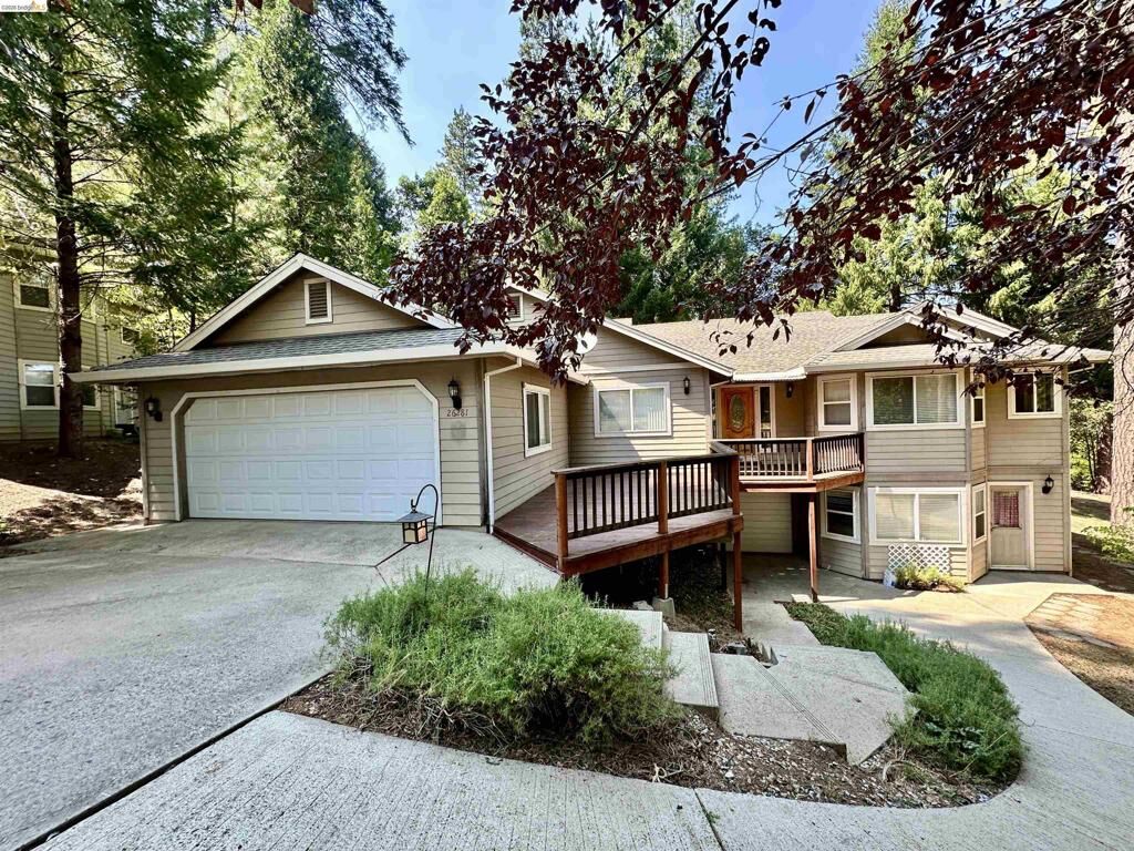Property Photo:  26281 Saint Andrews Ct  CA 95666 