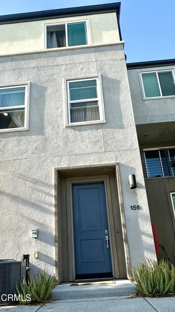 Property Photo:  5204 Surfwalk Way 156  CA 92154 