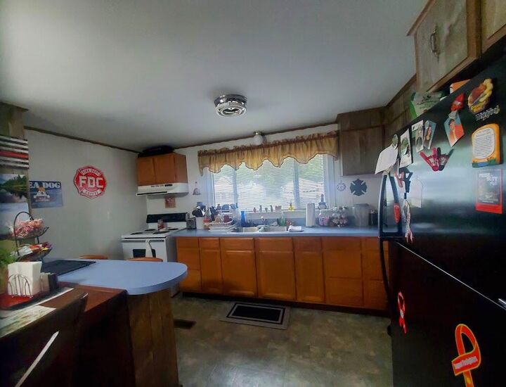 Property Photo: 269 Alder Street ME 04462