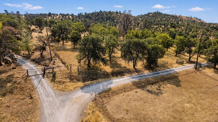 Property Photo: 3759 Stoney Oak Road CA 95311