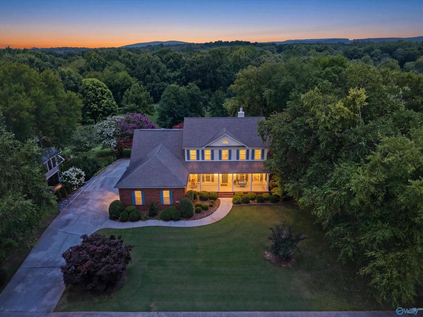 Property Photo: 289 River Cove Road AL 35811