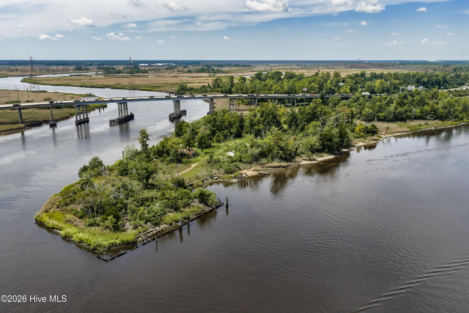 Property Photo: 1100 Point Harbor Road NC 28401