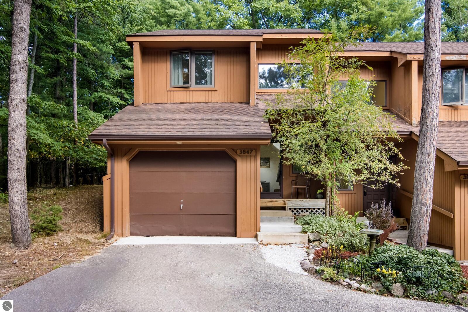 Property Photo: 3847 Sherwood Forest Drive MI 49686