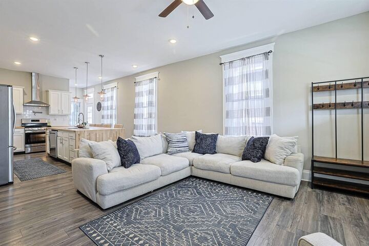 Property Photo:  824 Oak Street  KY 41016 