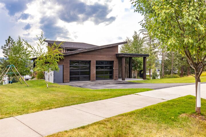 Property Photo: 82 Ponderosa Court MT 59937