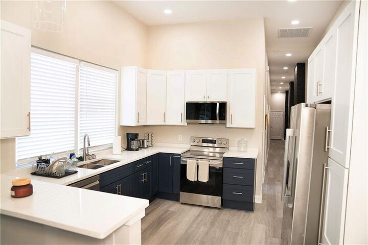 Property Photo: 2721 Iberville Street 2A LA 70119