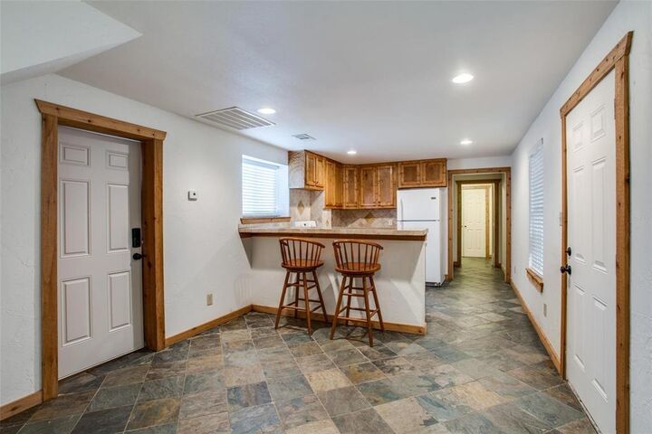 Property Photo: 470 County Road 3198 TX 76234