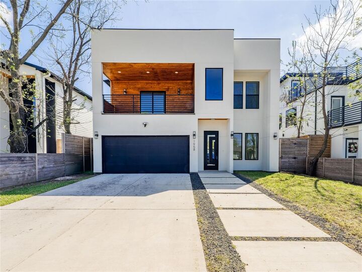 Property Photo:  1958 Toronto Street  TX 75212 