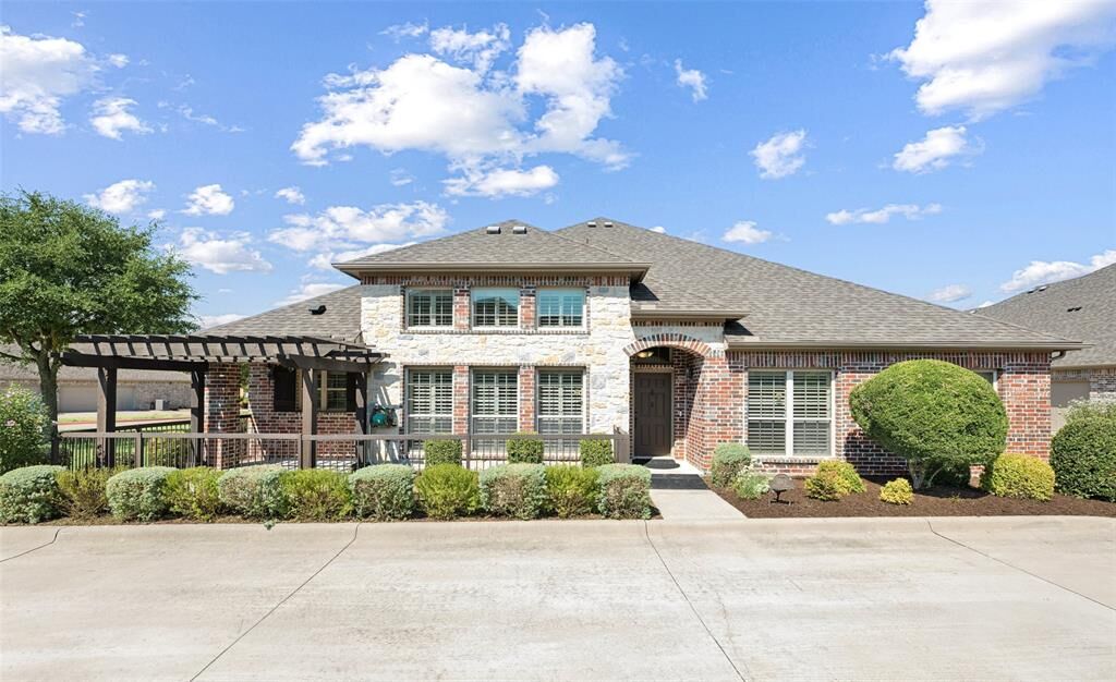 Property Photo:  5682 Orchard Parkway  TX 75069 