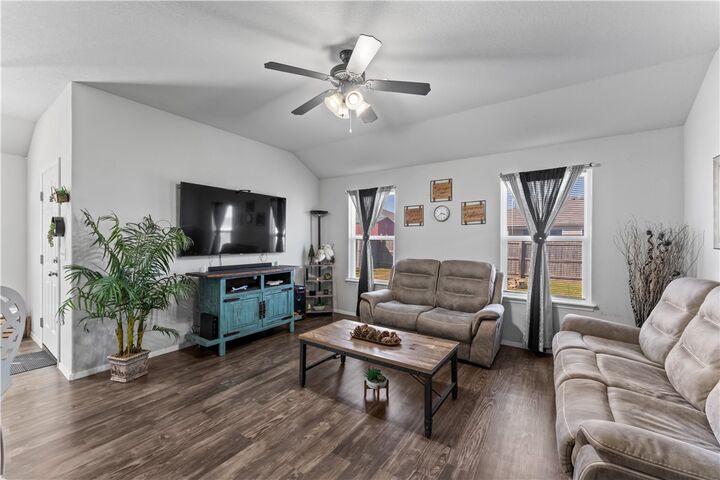 Property Photo:  888 NW Evans Circle  AR 72713 
