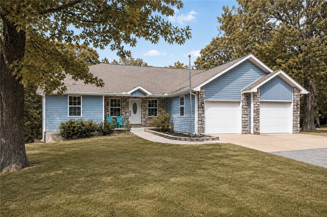 Property Photo:  15584 Hammer Road  MO 64850 