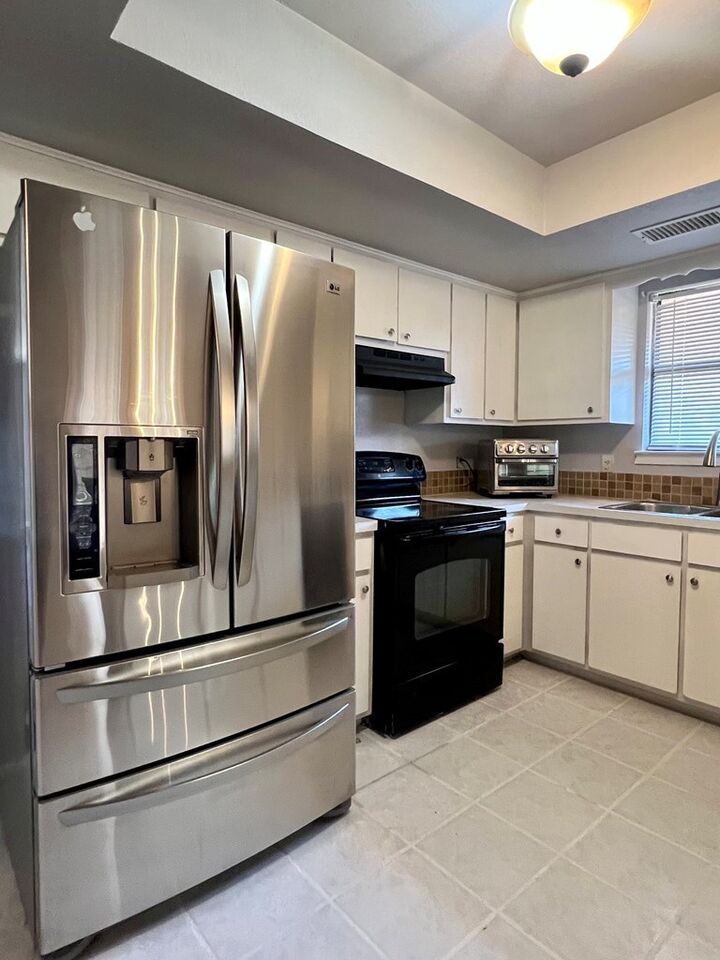 Property Photo: 8807 Pica Ave TX 79765