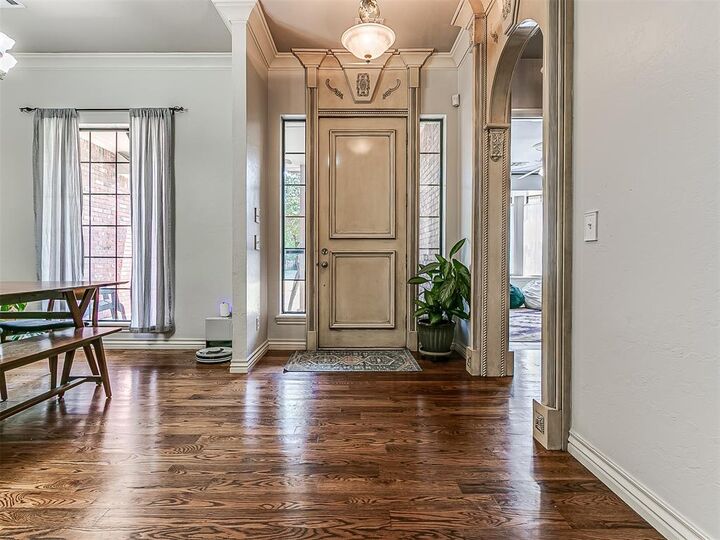 Property Photo:  2601 Ashebriar Lane  OK 73034 