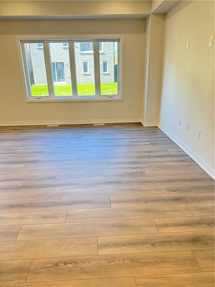 Property Photo:  553 Balsam Poplar Street  ON N2V 0H8 